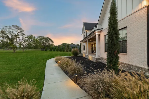 $1,590,000 | 5786 Manchester Pike, Murfreesboro, TN 37127