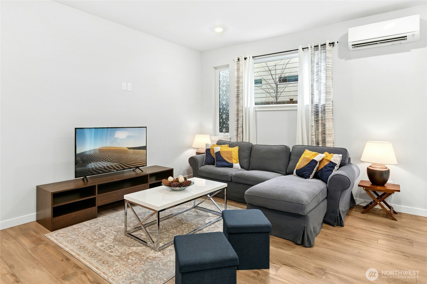 8609 Soper Hill Road, Unit G147 Marysville, WA 98270 - Photo 6 of 28 a living room with furniture and a window