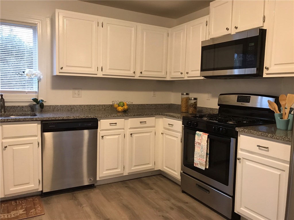 47 North Road, Unit A Jamestown, RI 02835 - Photo 16 of 29