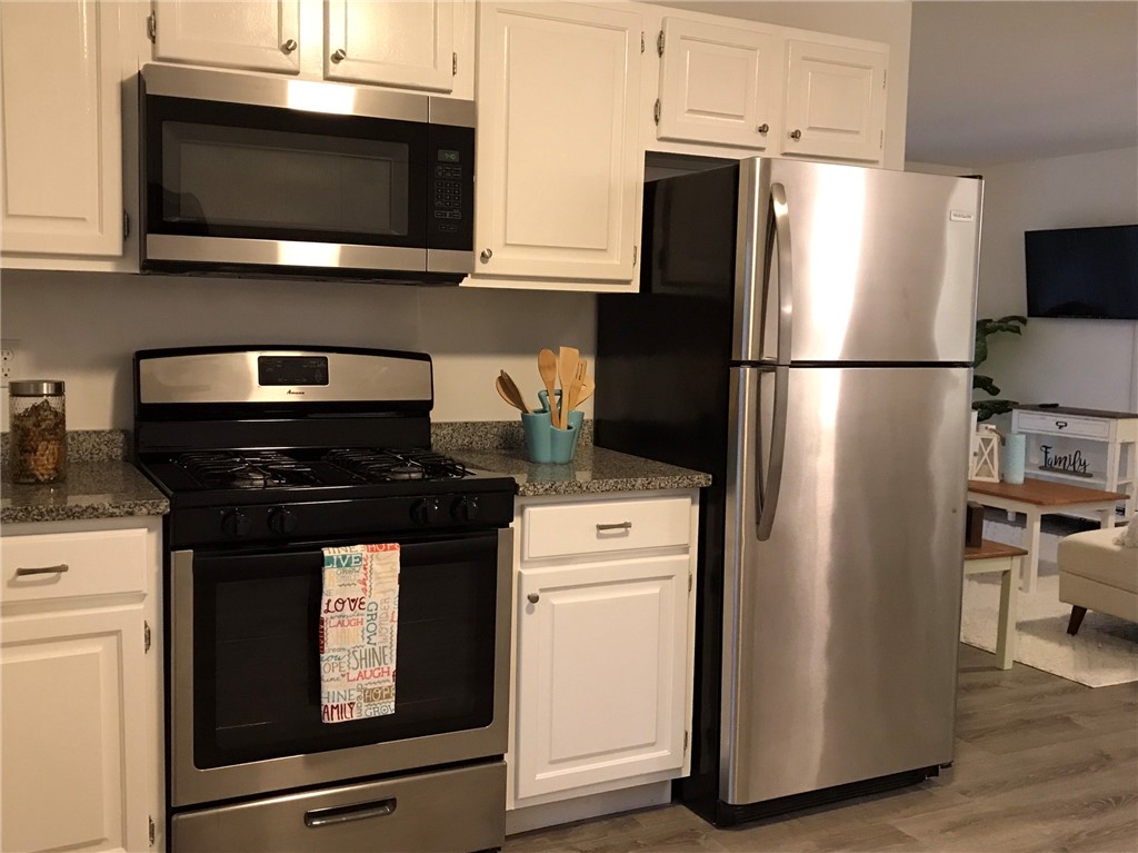 47 North Road, Unit A Jamestown, RI 02835 - Photo 17 of 29