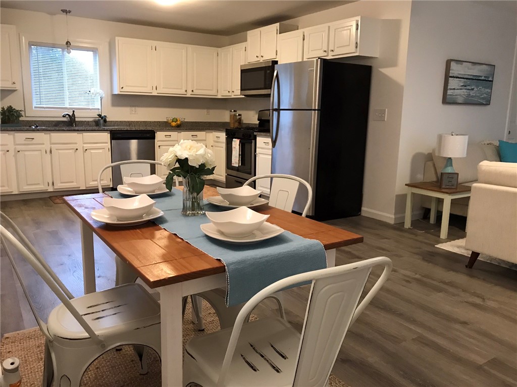 47 North Road, Unit A Jamestown, RI 02835 - Photo 2 of 29