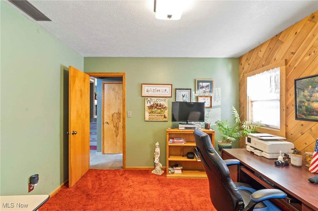 3401 Barrett Road Akron, OH 44333 - Photo 10 of 24 Gallery Image 10