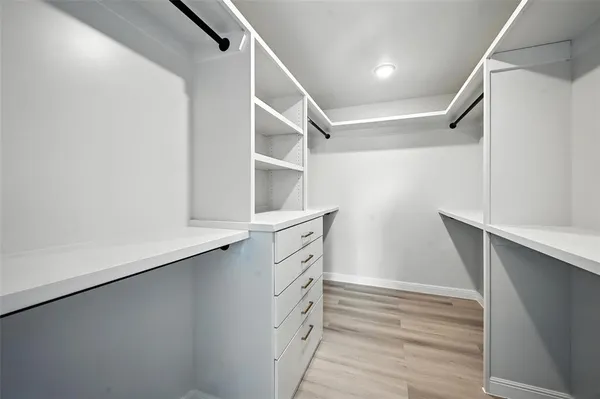 a view of walk in closet