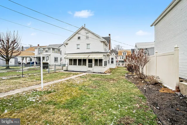 $138,500 | 534 Main Street, Lykens, PA 17048