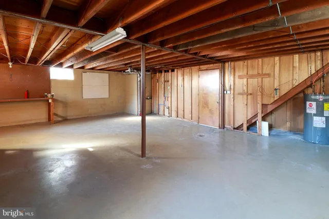 $359,900 | 661 Colleen Drive, Harrisburg, PA 17109