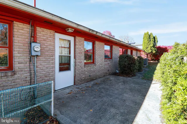 $359,900 | 661 Colleen Drive, Harrisburg, PA 17109