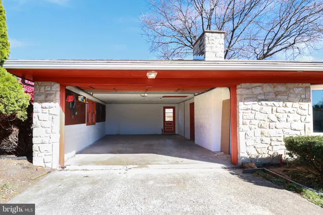 $359,900 | 661 Colleen Drive, Harrisburg, PA 17109