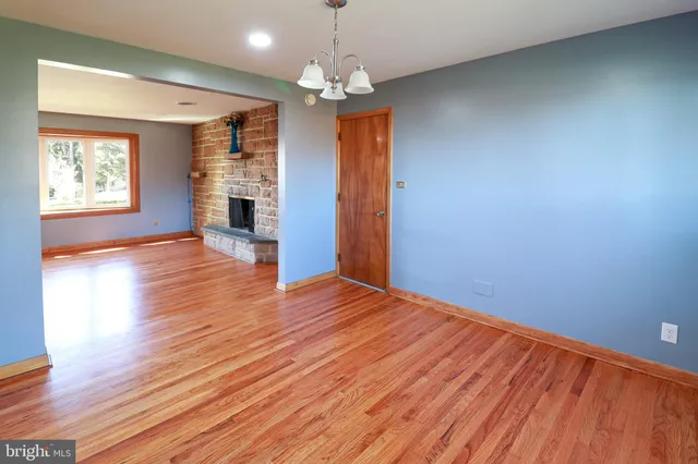 $359,900 | 661 Colleen Drive, Harrisburg, PA 17109