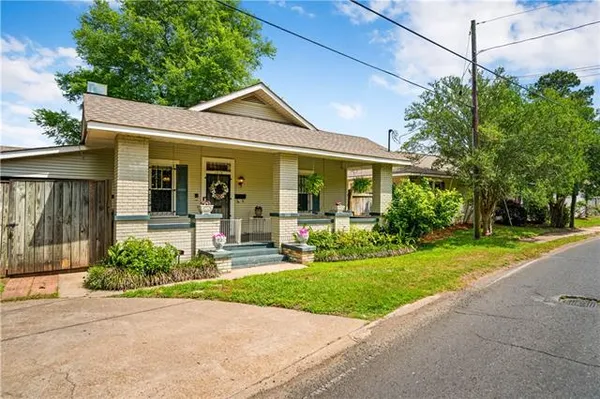 $275,000 | 1015 Washington Street, Natchitoches, LA 71457