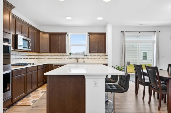 $435,000 | 3073 Creekridge Court, Columbus, IN 47201