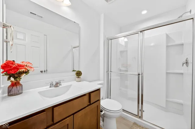 $450,000 | 3073 Creekridge Court, Columbus, IN 47201