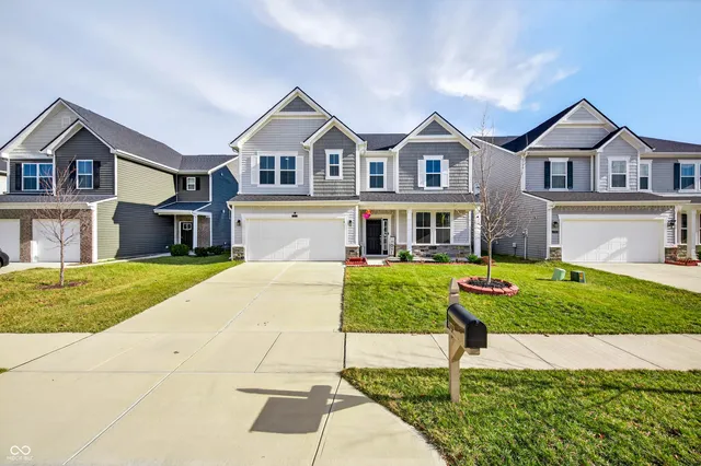 $450,000 | 3073 Creekridge Court, Columbus, IN 47201