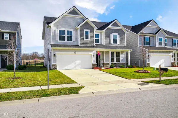 $435,000 | 3073 Creekridge Court, Columbus, IN 47201