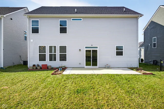 $450,000 | 3073 Creekridge Court, Columbus, IN 47201