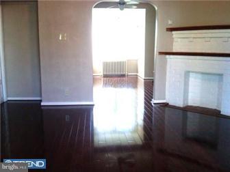 1916 Colonial Street Philadelphia, PA 19138 - Photo 2 of 12 Living Room