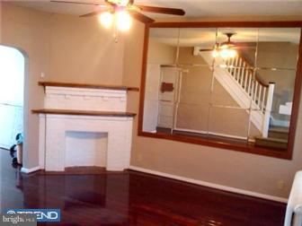 1916 Colonial Street Philadelphia, PA 19138 - Photo 3 of 12 Living Room