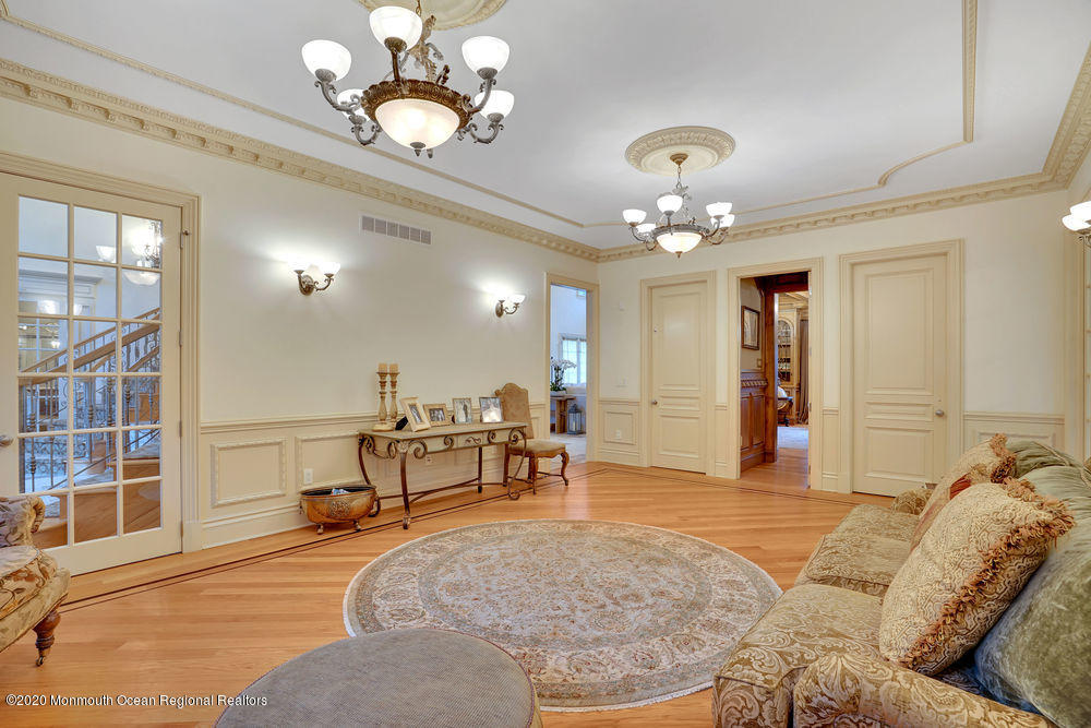 132 Heulitt Road Colts Neck, NJ 07722 - Photo 12 of 90 024_dsc07179