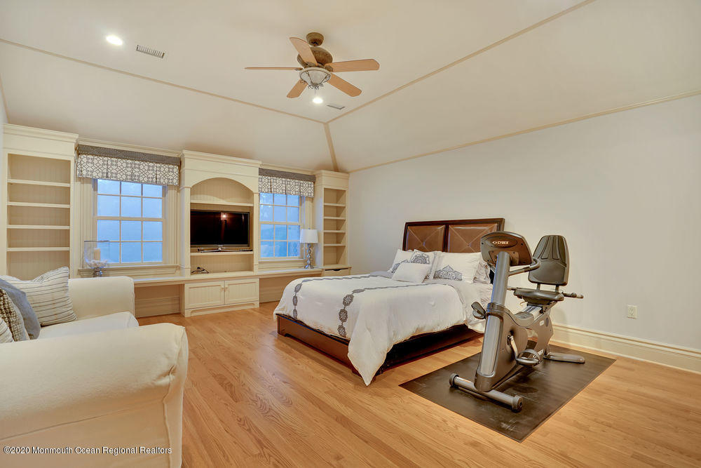 132 Heulitt Road Colts Neck, NJ 07722 - Photo 56 of 90 099_dsc06852