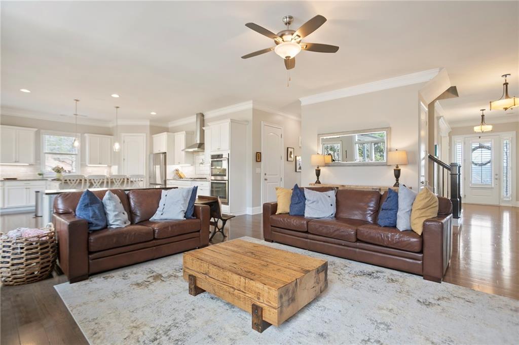 4692 Bluffside Court Marietta, GA 30066 - Photo 12 of 58