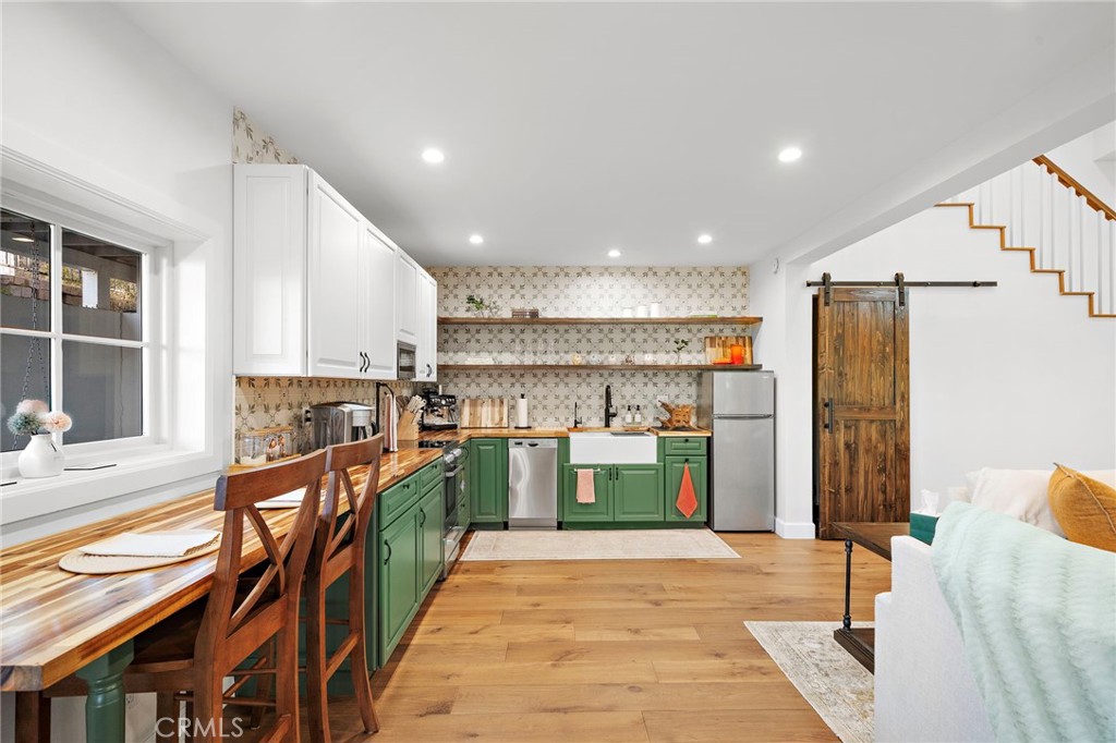 17879 Ridgeway Road Granada Hills, CA 91344 - Photo 52 of 75 Gallery Image 52