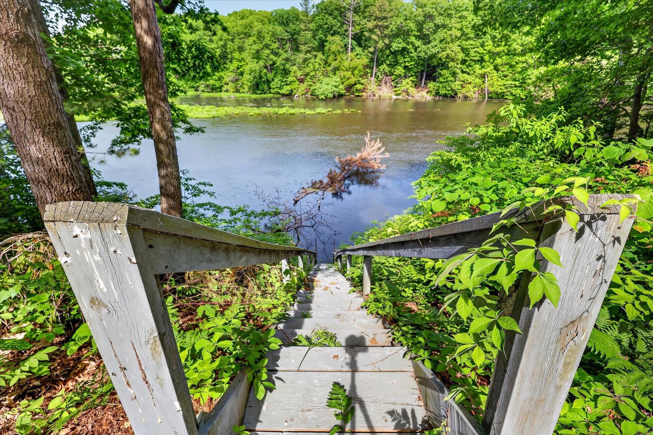 1286 Bridge Road Allegan, MI 49010 - Photo 6 of 51 Kalamazoo River Access