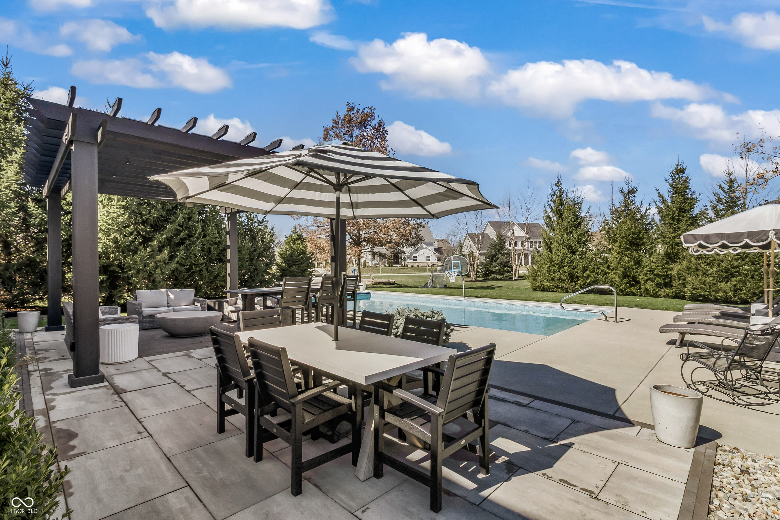 14580 Pleasant Crest Avenue Fishers, IN 46037 - Photo 35 of 37