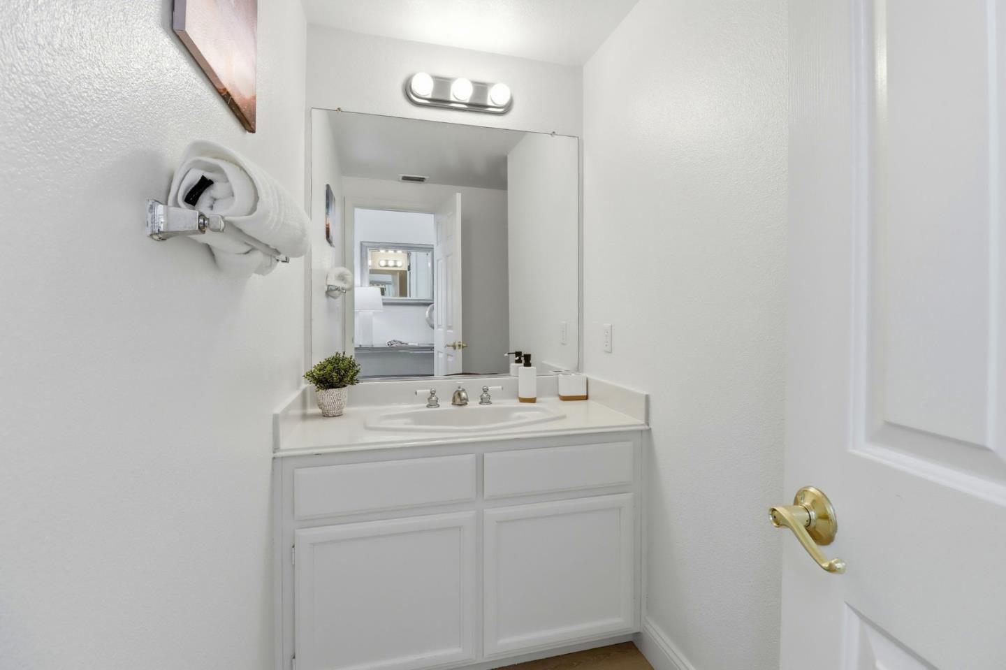 242 Fairmeadow Way Milpitas, CA 95035 - Photo 18 of 38