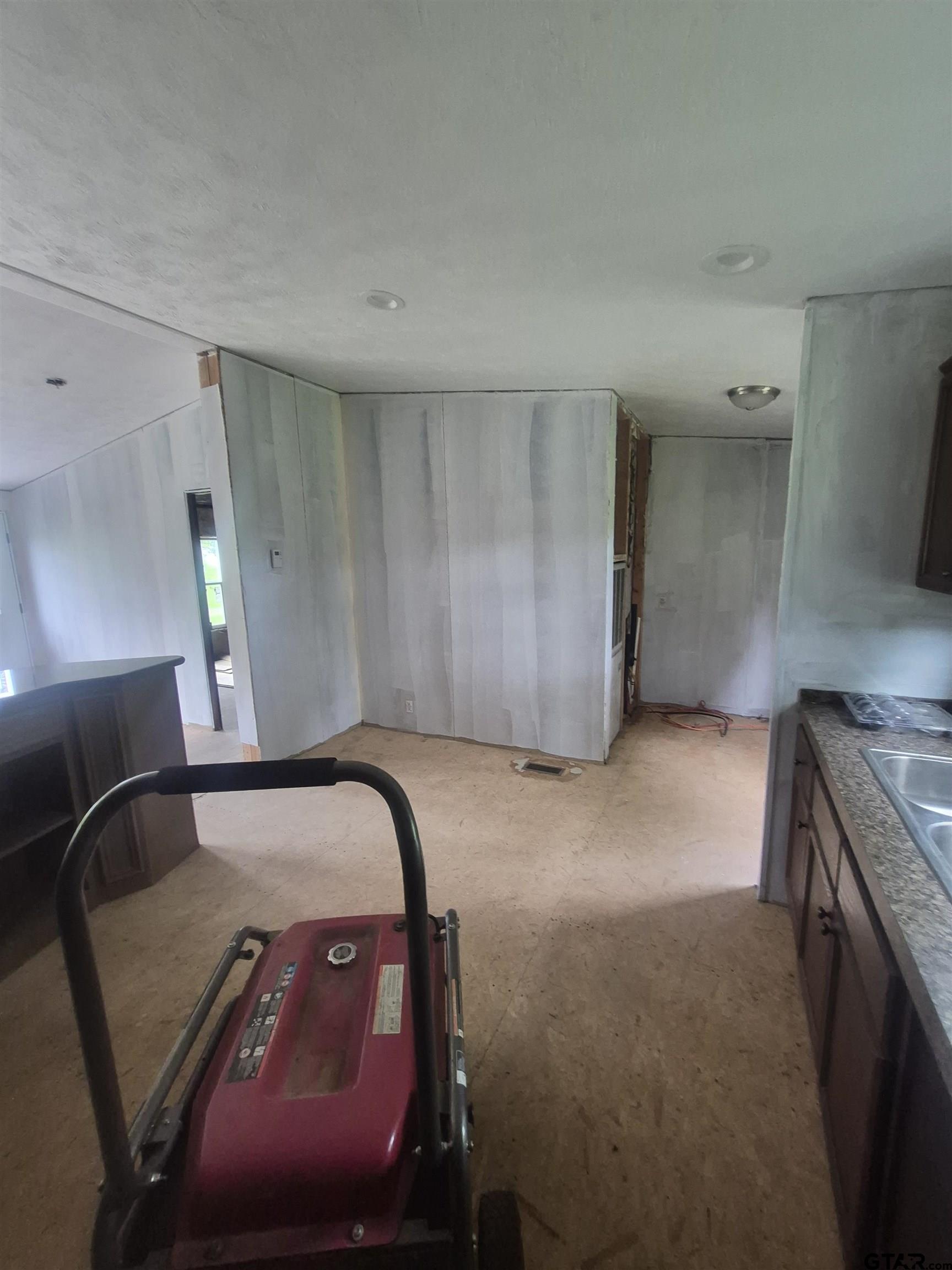 4317 Heard Road Naples, TX 75568 - Photo 11 of 25