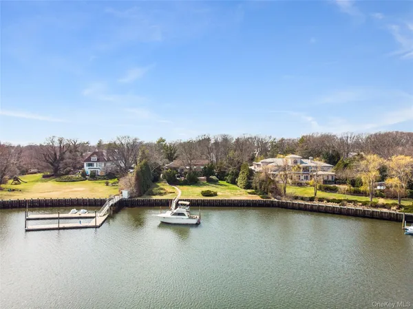 $3,950,000 | 214 Cedar Avenue, Hewlett, NY 11557