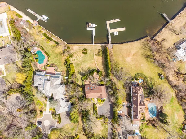 $3,950,000 | 214 Cedar Avenue, Hewlett, NY 11557