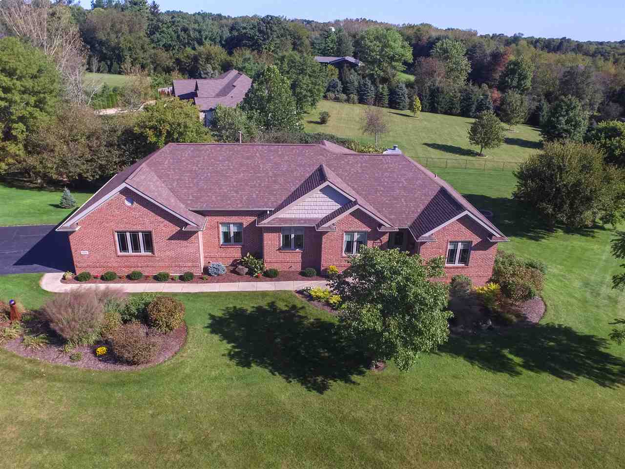 7290 Hawthorne Ridge Roscoe, IL 61073 - Photo 1 of 25 Gallery Image 1