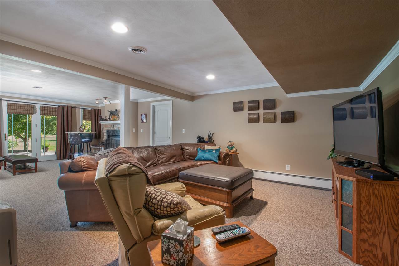 7290 Hawthorne Ridge Roscoe, IL 61073 - Photo 18 of 25 Gallery Image 18