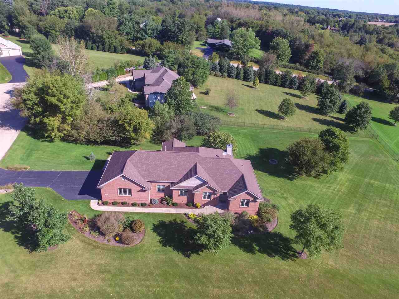 7290 Hawthorne Ridge Roscoe, IL 61073 - Photo 2 of 25 Gallery Image 2