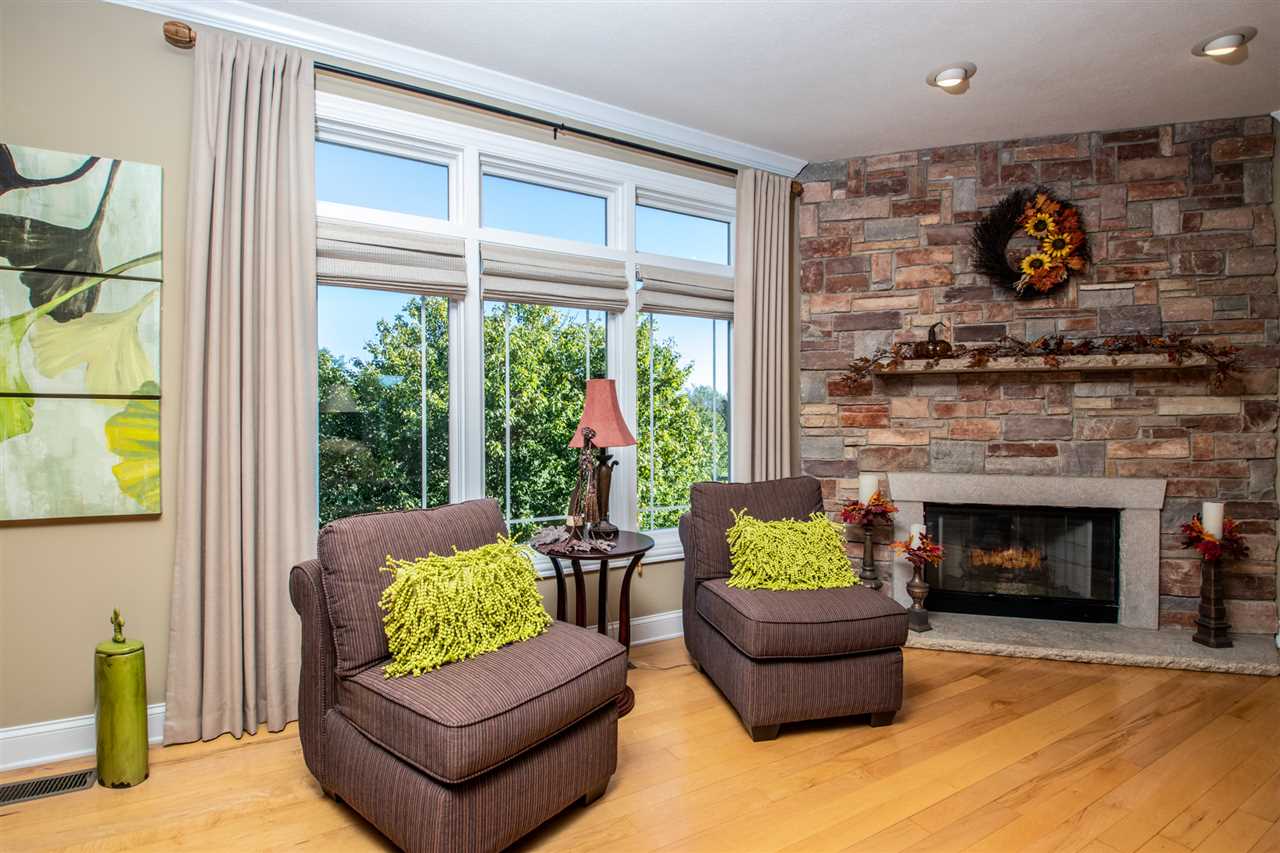 7290 Hawthorne Ridge Roscoe, IL 61073 - Photo 6 of 25 Gallery Image 6