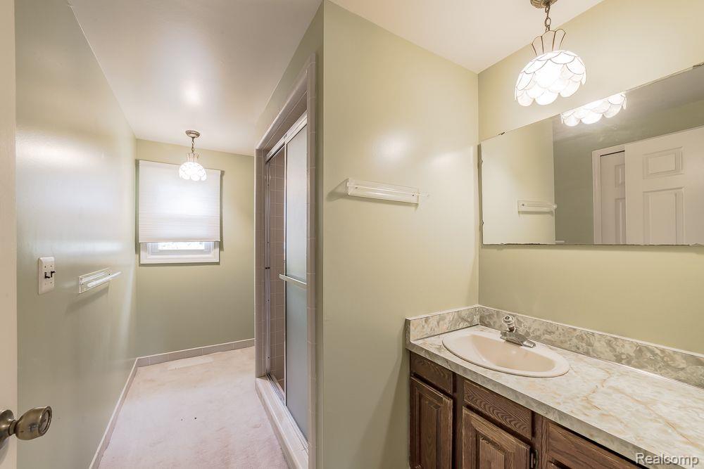 35578 Springvale Street Farmington, MI 48331 - Photo 26 of 50 Gallery Image 26