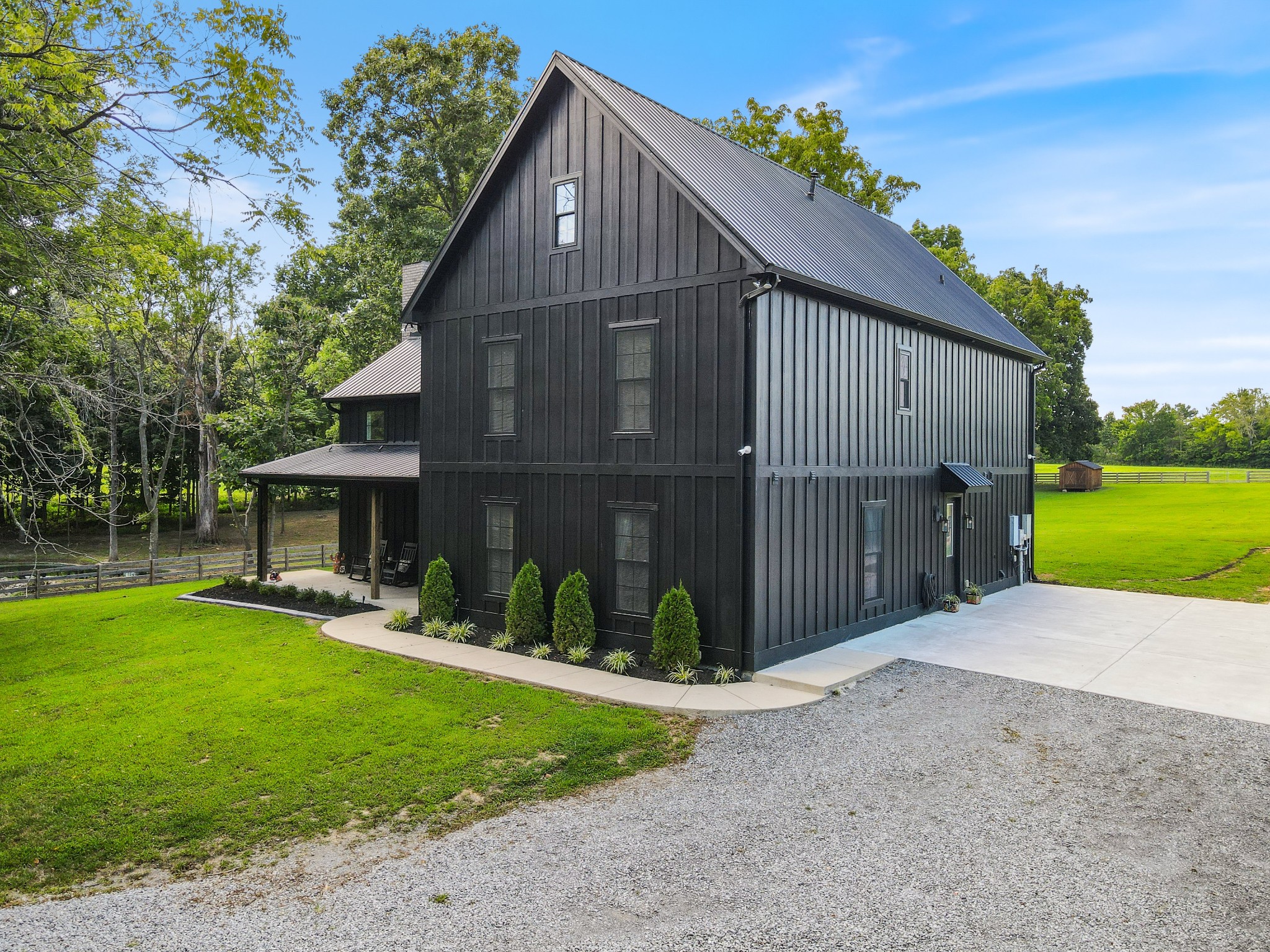 290 Dink Rut Road Portland, TN 37148 - Photo 3 of 66 a house view with a garden space