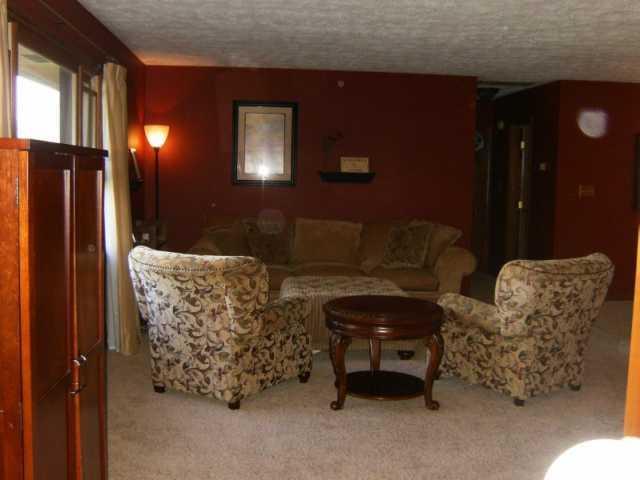 378 Old Farm Road Danville, IN 46122 - Photo 3 of 5 Gallery Image 3