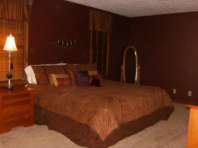 378 Old Farm Road Danville, IN 46122 - Photo 4 of 5 Gallery Image 4