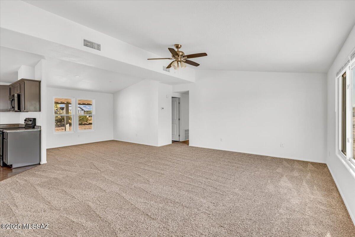 13669 South Hound Dog Road Vail, AZ 85641 - Photo 25 of 47 Gallery Image 25