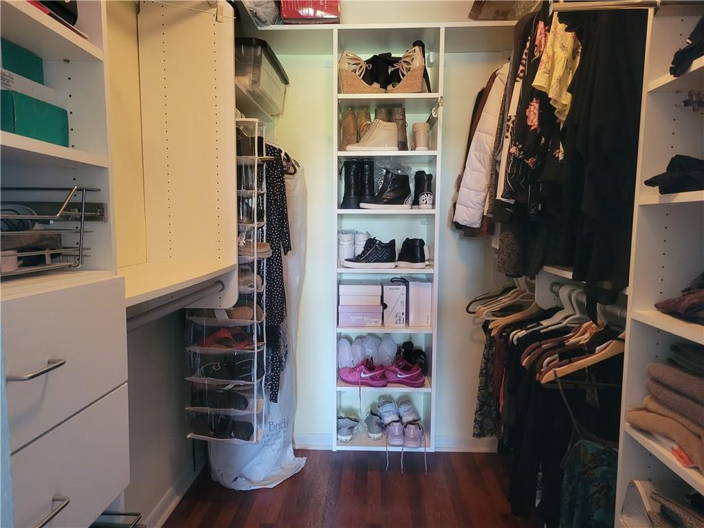 22159 Palms Way, Unit 202 Boca Raton, FL 33433 - Photo 10 of 18 Walk-in Closet