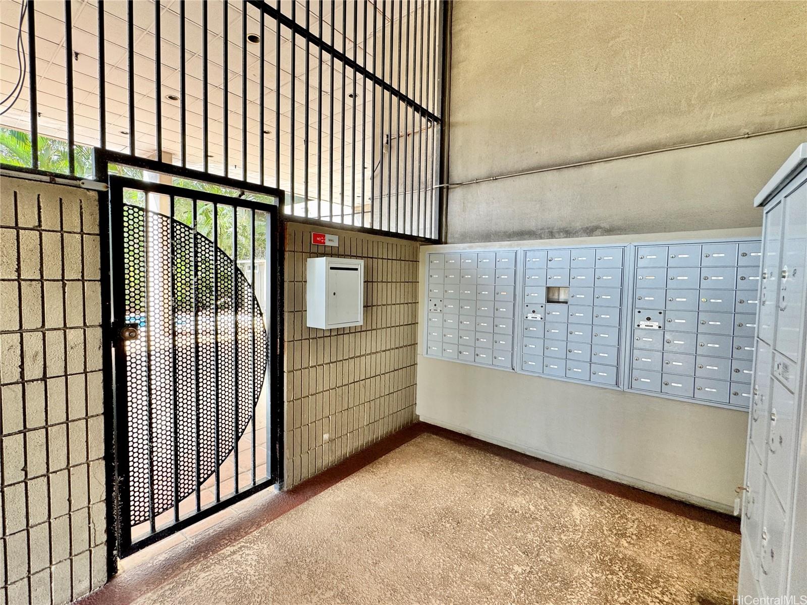 1226 Alexander Street, Unit 1502 Honolulu, HI 96826 - Photo 12 of 13