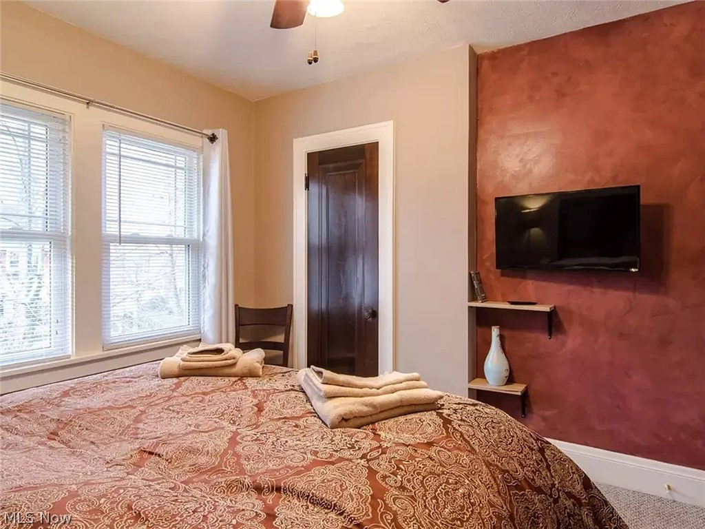 1551 Maple Road Cleveland Heights, OH 44121 - Photo 17 of 25