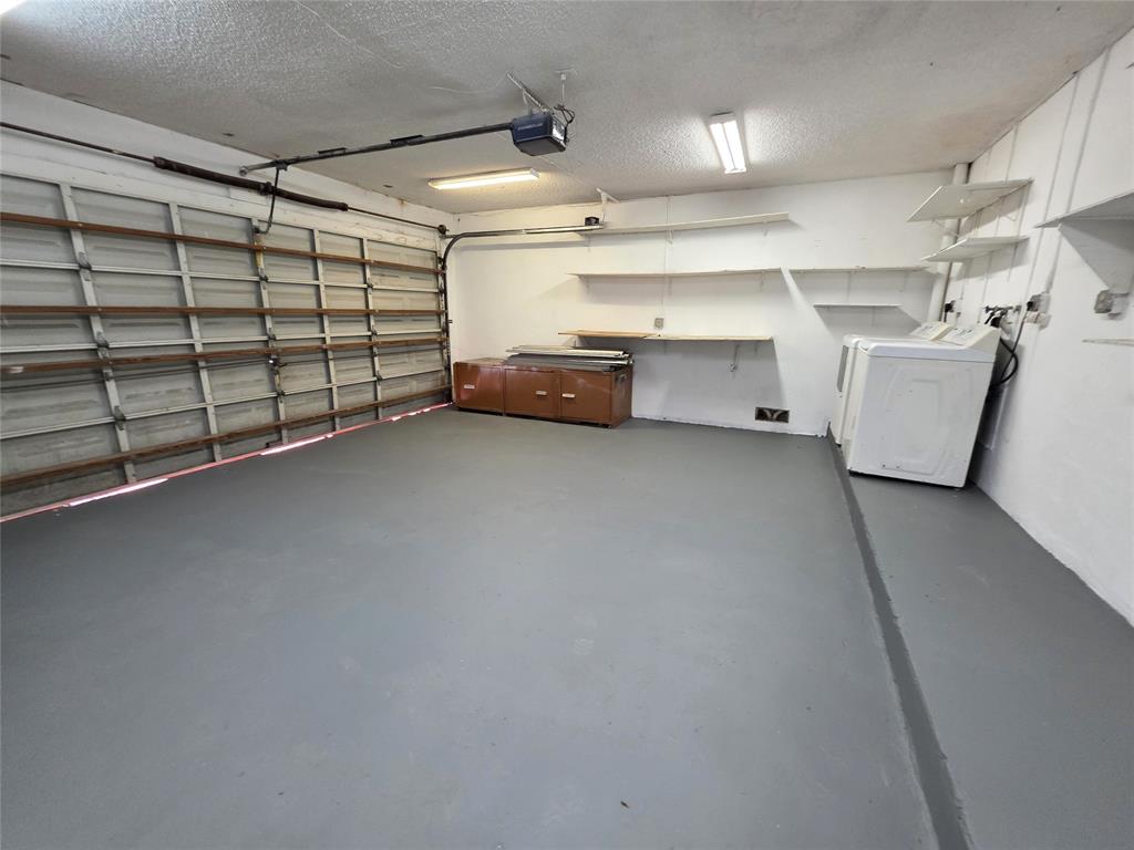 11951 Southwest 271st Terrace Homestead, FL 33032 - Photo 20 of 25 a view of a garage