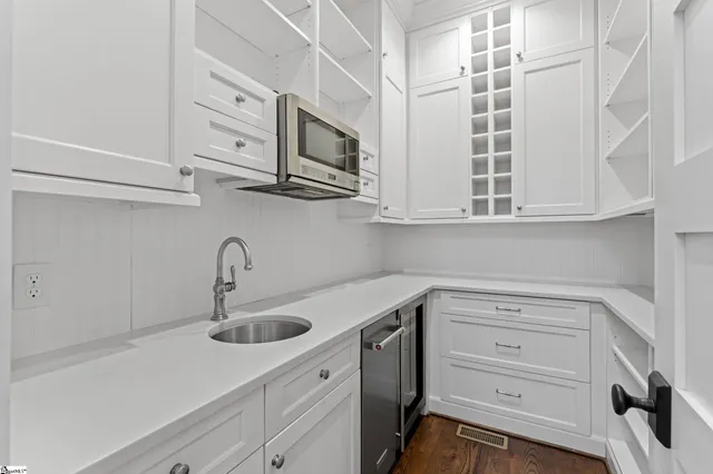 $2,100,000 | 36 Riley Hill Court, Greer, SC 29650