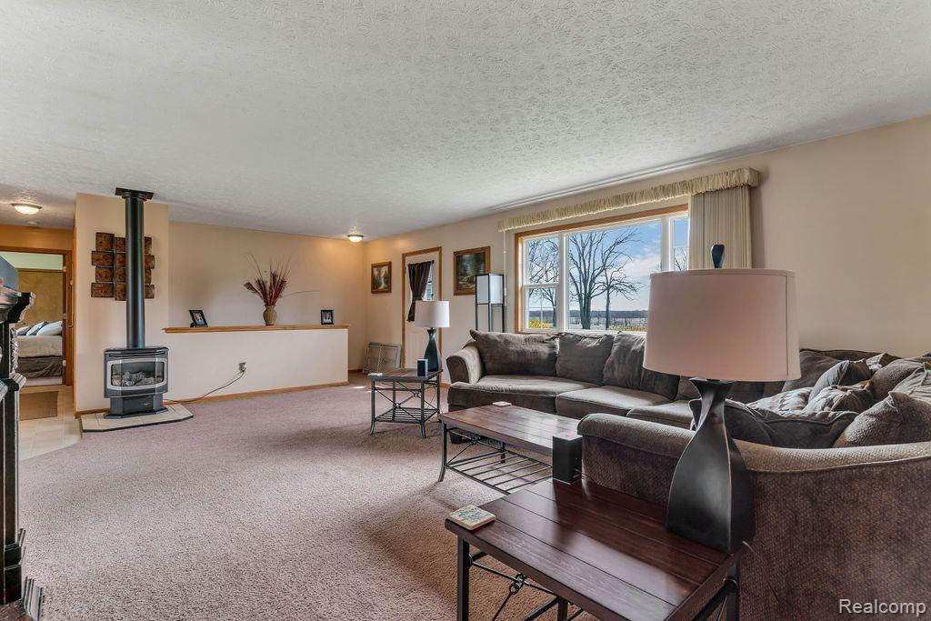 5814 West Hayner Road Fowlerville, MI 48836 - Photo 7 of 32 Gallery Image 7