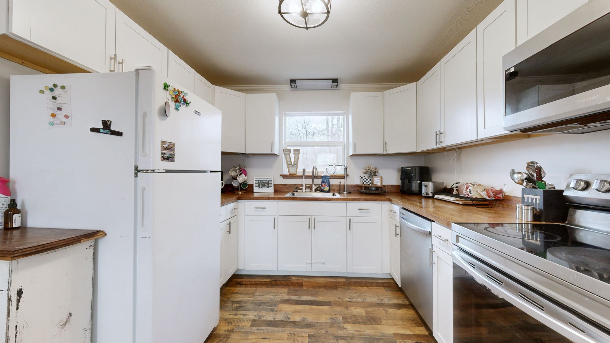 133 Wells Street Centerville, TN 37033 - Photo 2 of 25