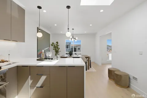 $1,095,000 | 1962 Quint Street, San Francisco, CA 94124