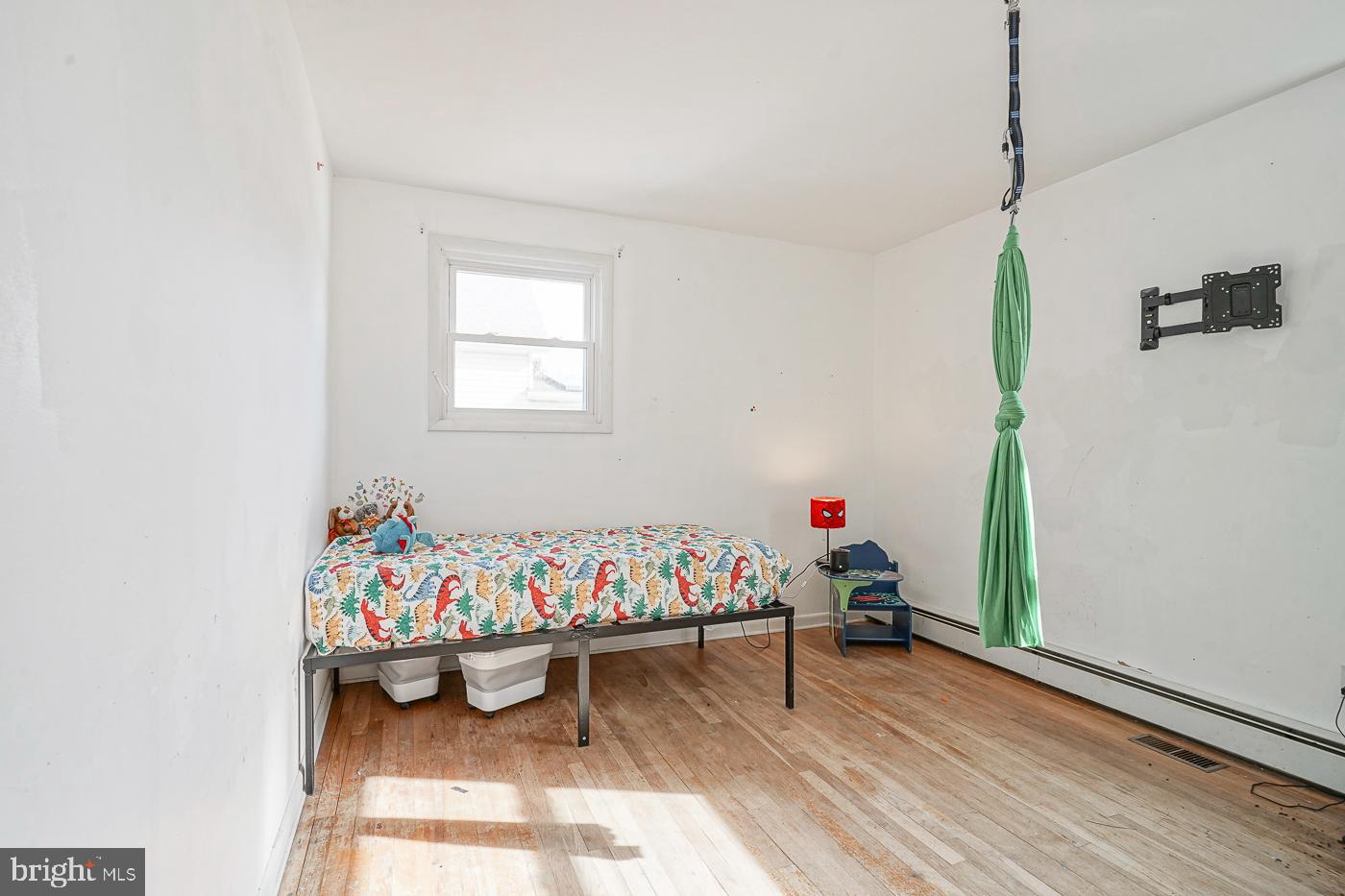 462 Carvin Street Clayton, NJ 08312 - Photo 15 of 29 a play room with toys