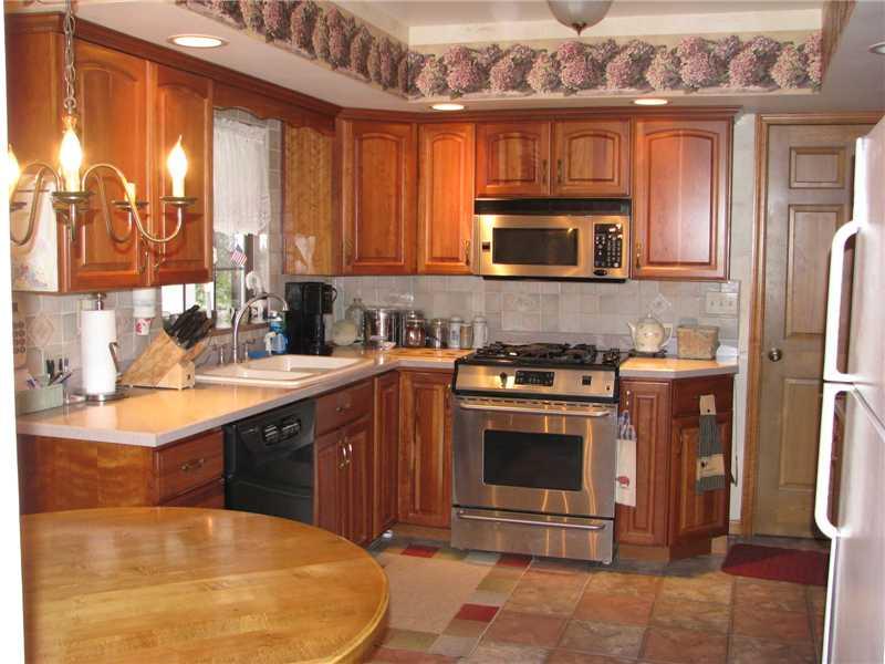 Kitchen. 