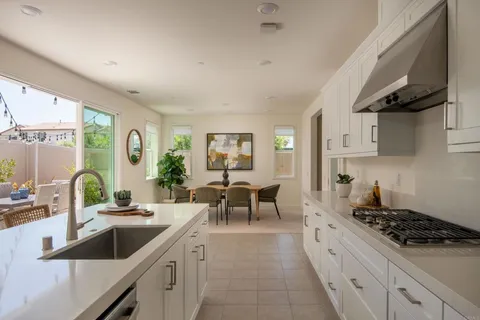 $1,595,000 | 1860 Artemisia Court, Carlsbad, CA 92011